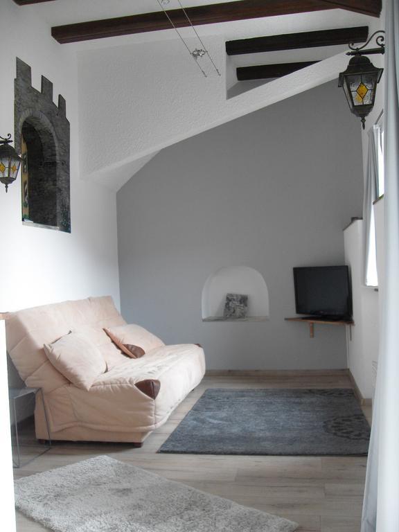 Hôtel Au Créneau Gourmand à Saillon Chambre photo